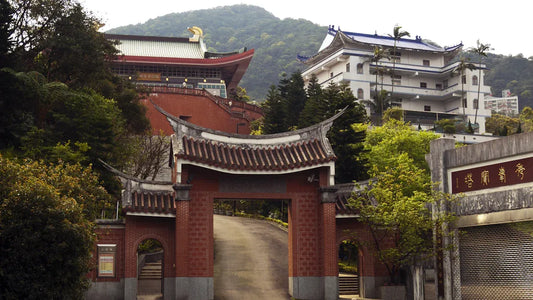 What Is the Real Path to Taoism for People Living in Cities