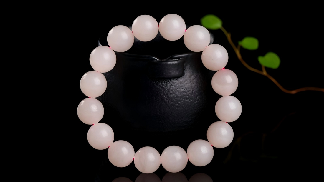 Feng Shui Bracelet Rules: How to Wear Crystals the Right Way