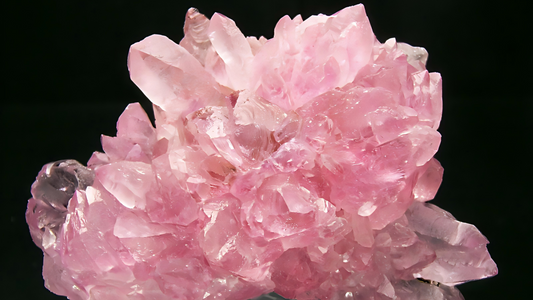 Rose Quartz Meaning in Taoism: The Stone of Heart Qi & Love
